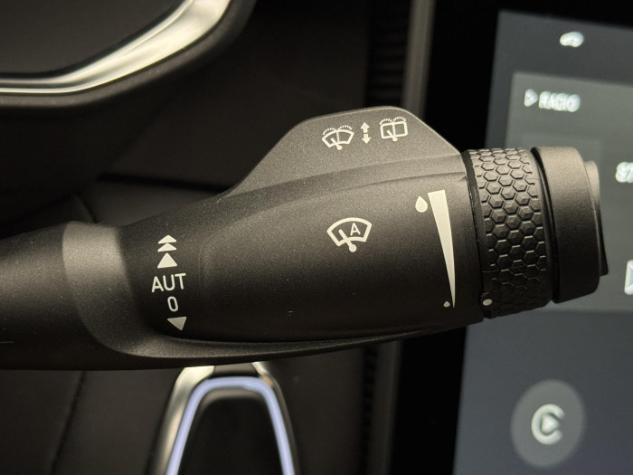 Lynk & Co 01 PHEV DCT AUT 1.maj