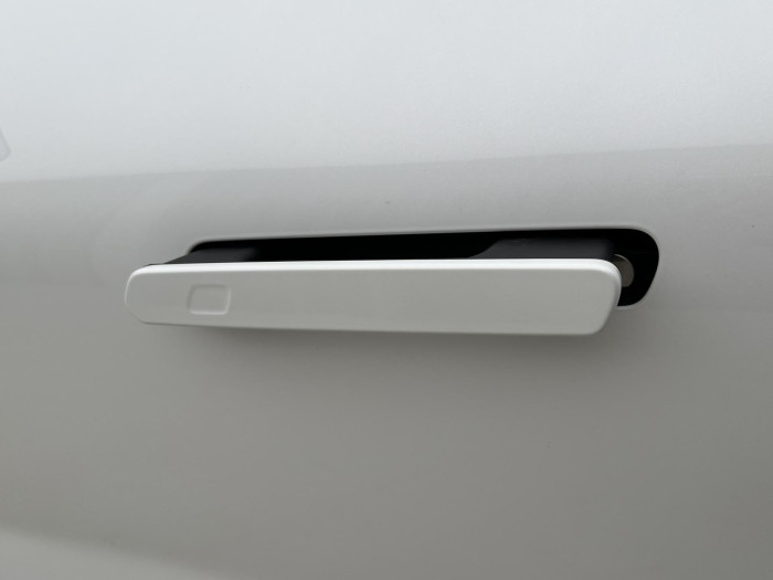 Lynk & Co 08 MORE PHEV