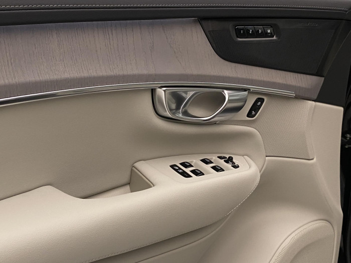 Volvo XC90 B5 AWD AUT BRIGHT PLUS 7míst