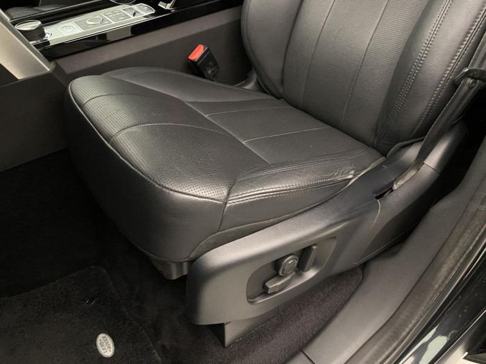 Land Rover Discovery 3.0 TD6 HSE AWD AUT 3.0 TD