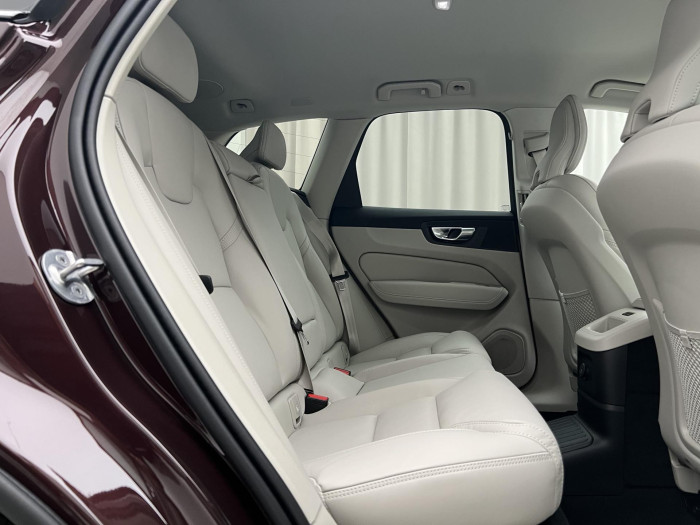 Volvo XC60 T6 AWD AUT RECHARGE DARK PLUS