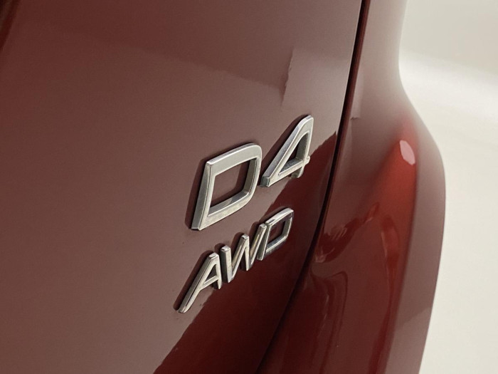 Volvo XC60 D4 AWD SUMMUM REZERVACE 2.4 d Summum