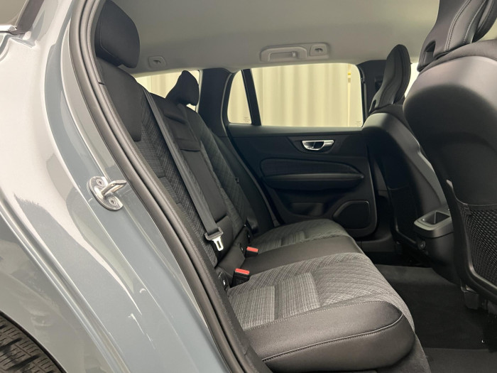 Volvo V60 B3 CORE AUT 1.maj.