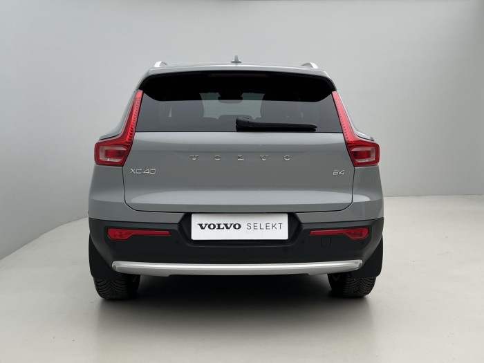 Volvo XC40 B4 CORE AUT 1.maj.