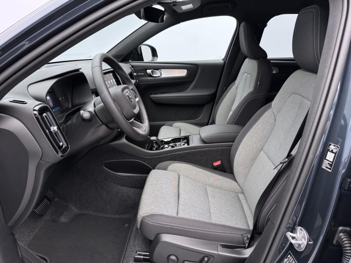Volvo XC40 B3 AUT DARK PLUS