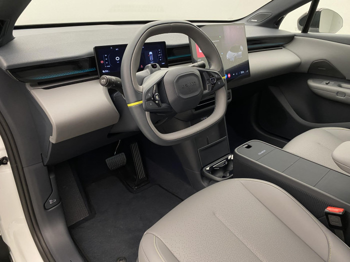 Lynk & Co 02 MORE EV