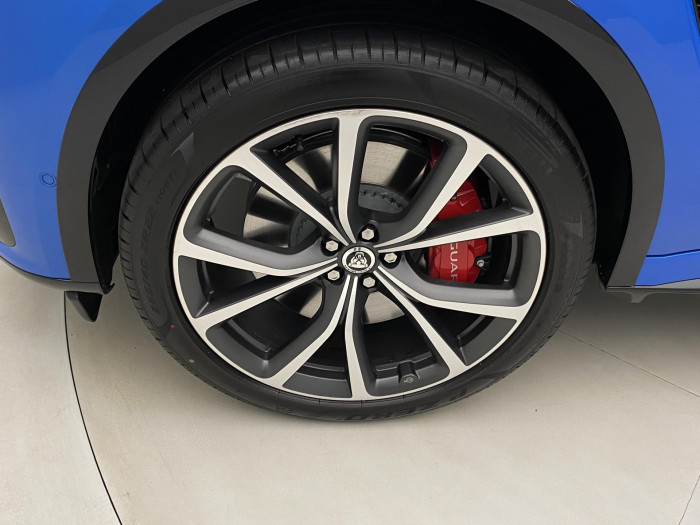 Jaguar F-Pace SVR 575 EDITION REZERVACE 5.0 Edition