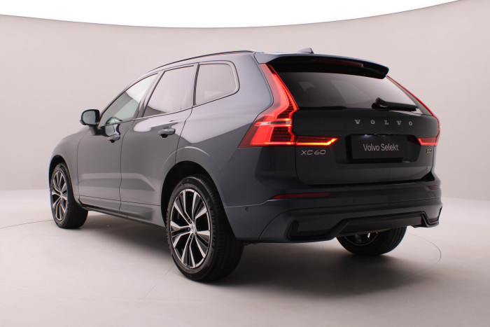 Volvo XC60 B5 AWD DARK PLUS AUT