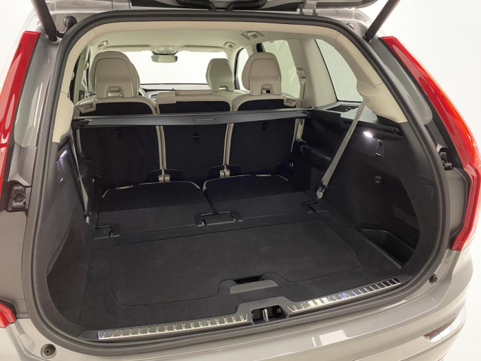 Volvo XC90 B5 AWD AUT BRIGHT PLUS 7míst 2.0 Plus