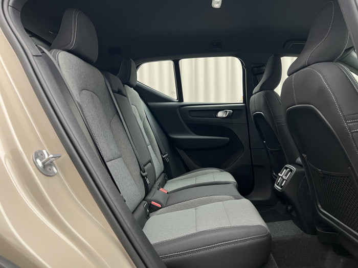 Volvo XC40 B3 DARK PLUS AUT