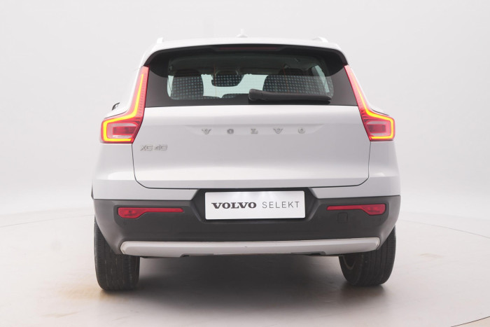Volvo XC40 B3 MOMENTUM PRO REZERVACE 2.0 Momentum