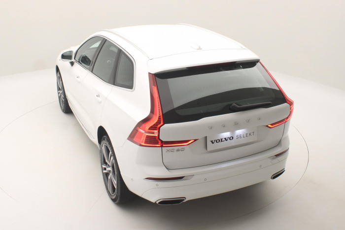 Volvo XC60 B5 AWD INSCRIPTION AUT