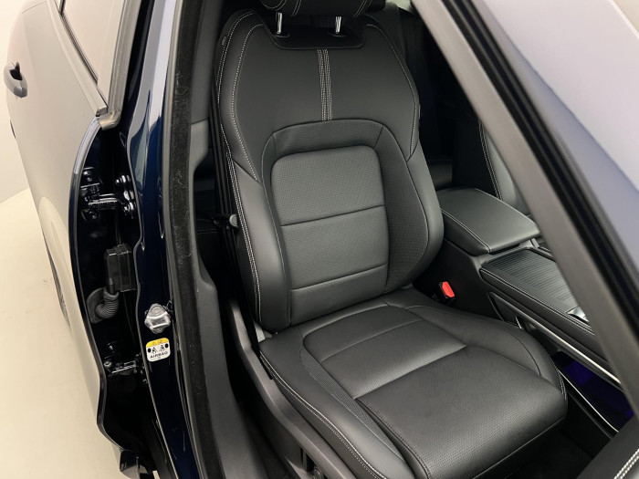 Jaguar F-Pace D300 AWD R-DYNAMIC SE AUT 3.0 d Dynamic SE