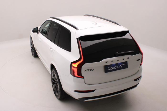 Volvo XC90 B5 AWD BLACK EDITION PLUS 7