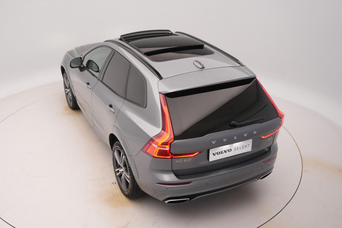 Volvo XC60 B5 AWD R-DESIGN AUT