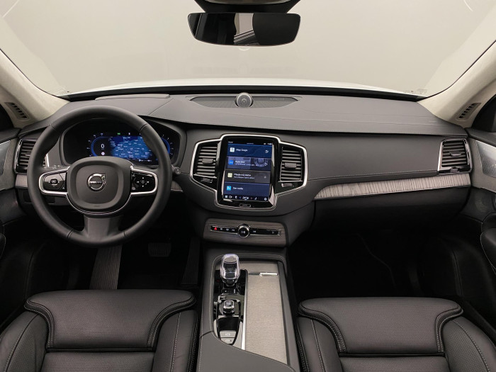 Volvo XC90 B5 AWD PLUS BRIGHT REZERVACE