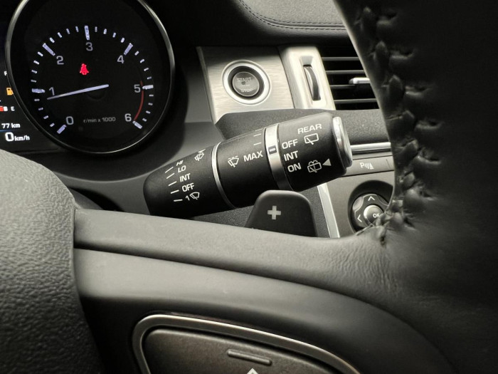 Land Rover Range Rover Evoque 2.2 TD4 AWD AUT CZ REZERVACE 2.2 TD