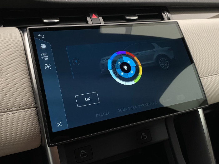 Land Rover Discovery Sport D200 SE DYNAMIC AWD CZ 1.maj 2.0 d SE Dynamic