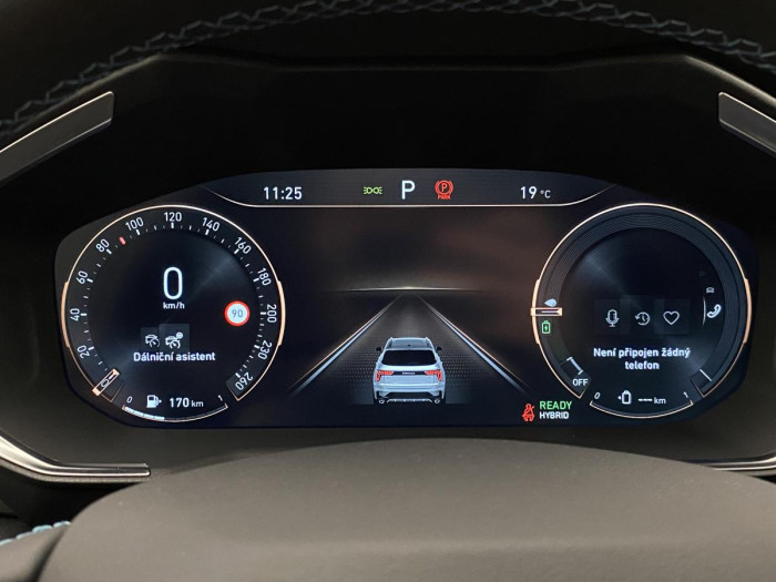 Lynk & Co 01 PHEV DCT AUT 1.maj.