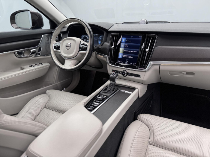 Volvo V90 CC D5 AWD PRO POLESTAR CZ AUT 2.0 d CC CC