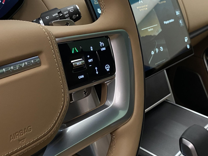 Land Rover Range Rover P530 AUTOBIOGRAPHY LWB