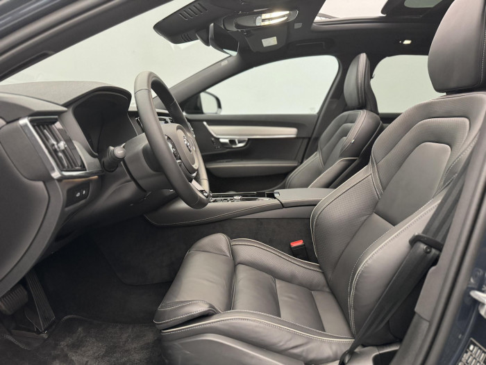 Volvo V90 T6 AWD RECHARGE PLUS DARK AUT