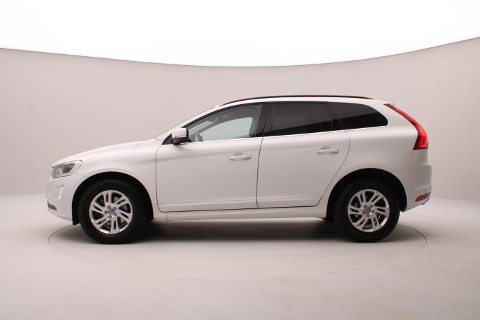 Volvo XC60 D5 AWD MOMENTUM CZ 2.4 d Momentum