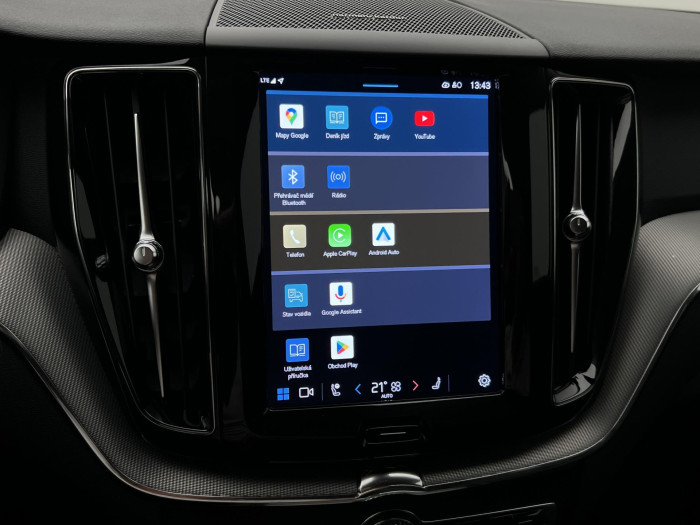 Volvo XC60 B4 AWD PLUS DARK AUT 1.maj.