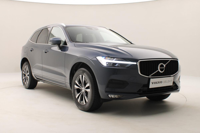 Volvo XC60 B4 AWD MOMENTUM AUT 1.maj 2.0 Momentum