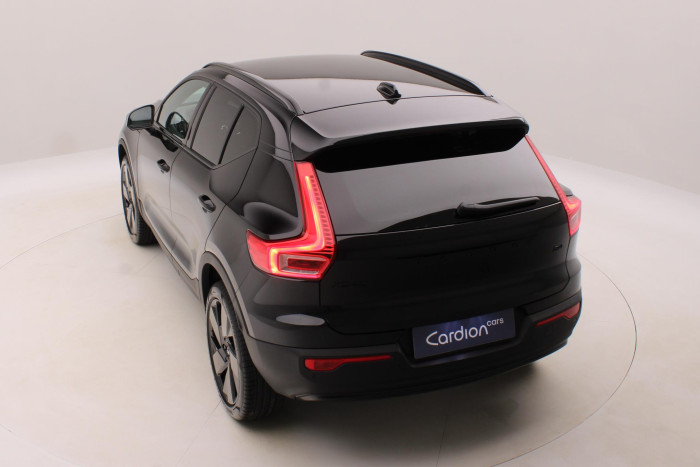 Volvo XC40 B4 AUT PLUS BLACK EDITION