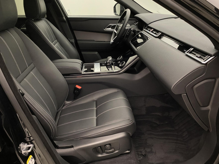 Land Rover Range Rover Velar D200 R-DYNAMIC SE REZERVACE 2.0 d Dynamic SE