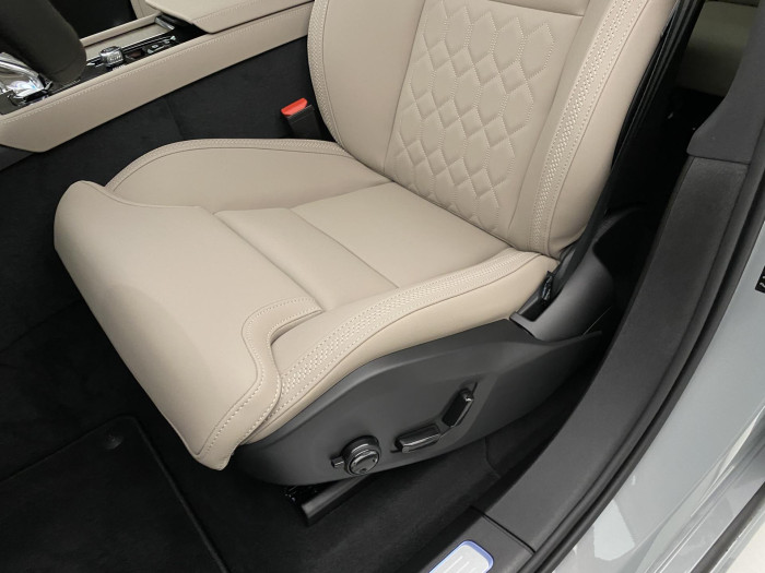 Volvo XC90 T8 AWD RECHARGE DARK PLUS 7m