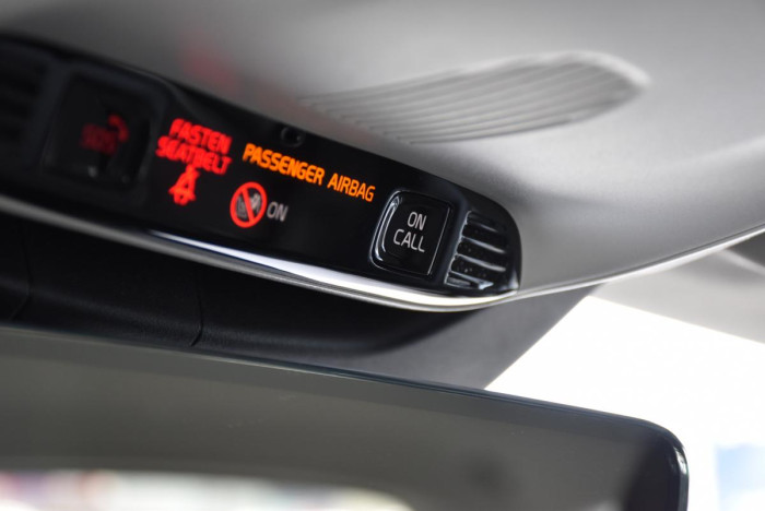 Volvo V90 D4 MOMENTUM ADVANCED REZERVACE 2.0 d Momentum
