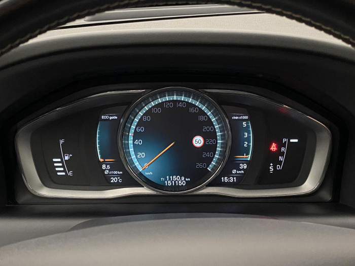 Volvo XC60 D5 AWD R-DESIGN AUT PANORAMA 2.4 d Panorama