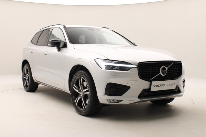 Volvo XC60 B4 AWD R-DESIGN AUT REZERVACE