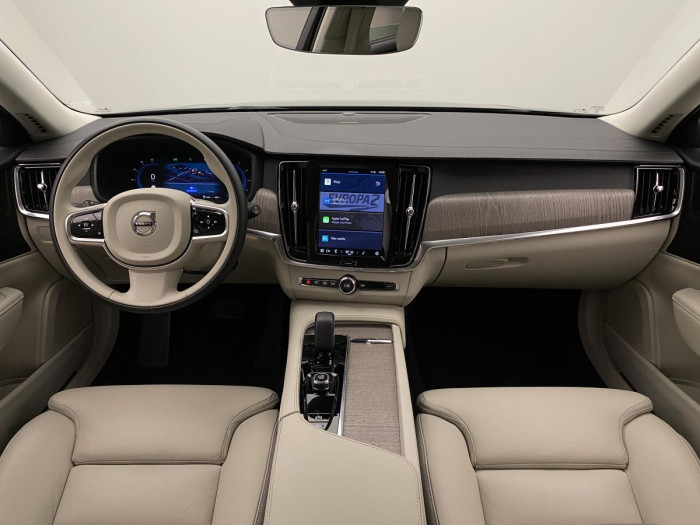 Volvo V90 CC B4 AWD PLUS AUT REZERVACE