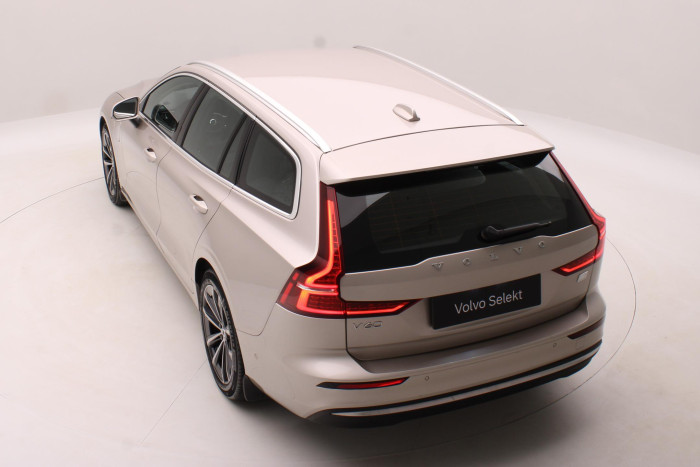 Volvo V60 T6 AWD RECHARGE CORE AUT CZ