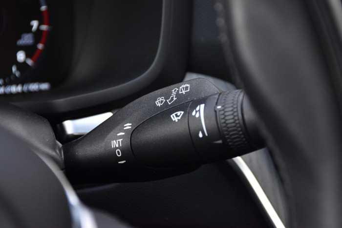 Volvo V60 B4 INSCRIPTION AUT REZERVACE