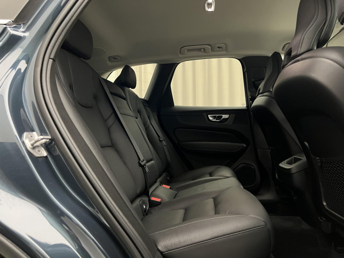 Volvo XC60 B5 AWD INSCRIPTION AUT 1.maj.