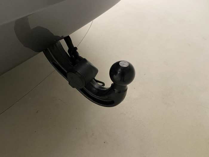 Land Rover Discovery D350 DYNAMIC SE AWD REZERVACE 3.0 d Dynamic SE