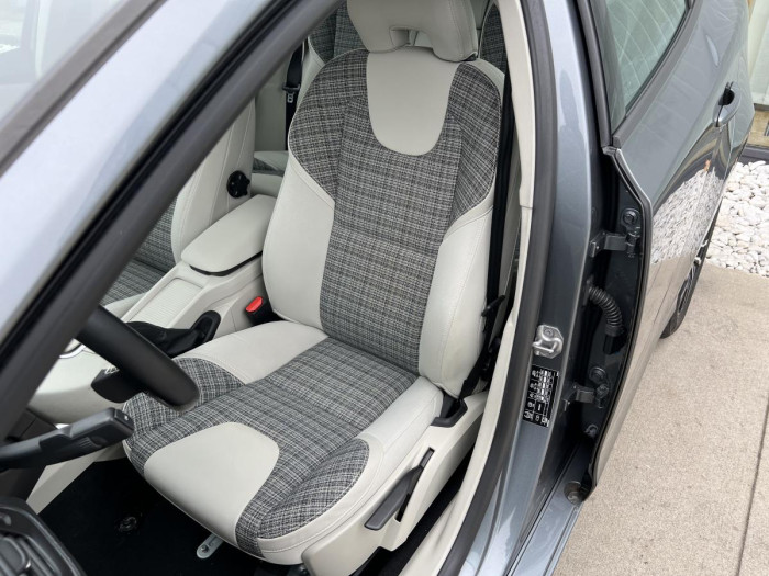 Volvo V40 D2 MOMENTUM 1.maj. 2.0 d Momentum