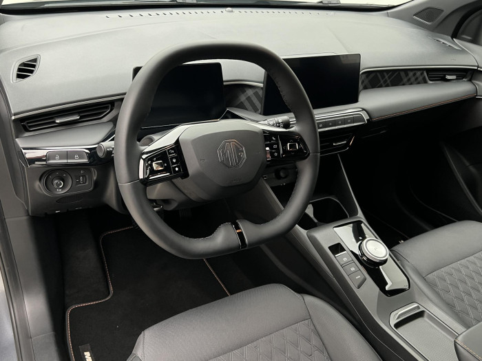 MG MG3 EXCLUSIVE HYBRID+ AUT CZ 1.maj 1.5 Exclusive