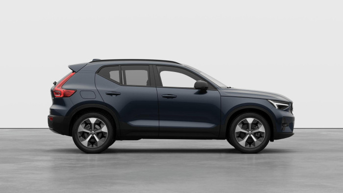 Volvo XC40 B3 AUT DARK PLUS