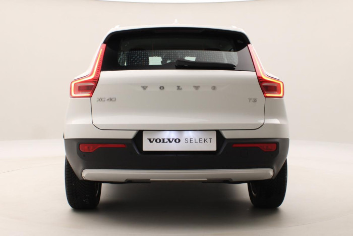 Volvo XC40 T3 MOMENTUM AUT CZ 1.maj 1.5 Momentum