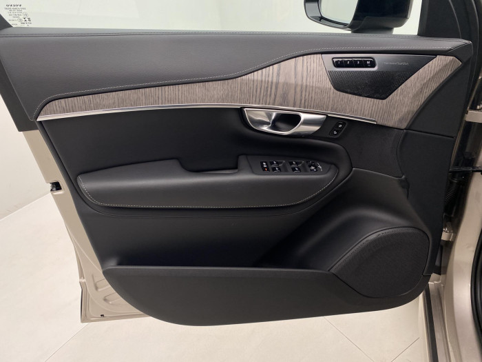 Volvo XC90 B5 AWD DARK PLUS AUT CZ