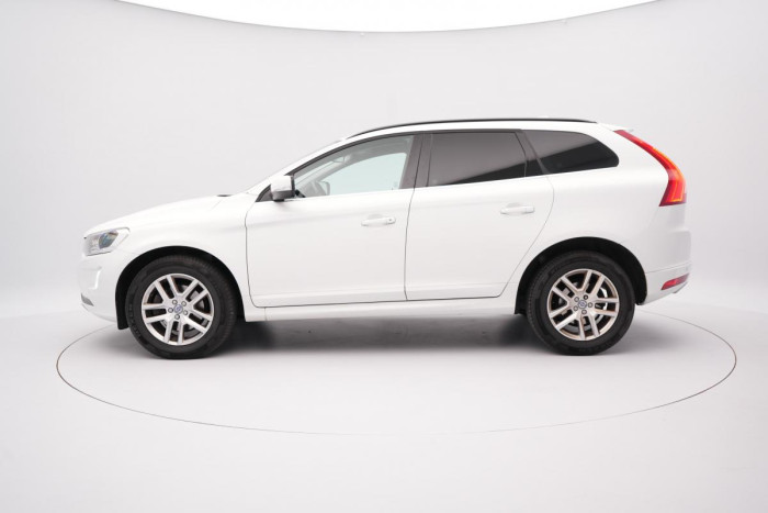 Volvo XC60 D4 AWD MOMENTUM REZERVACE 2.4 d Momentum