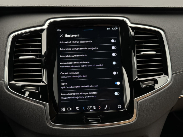 Volvo XC90 T8 AWD RECHARGE BRIGHT ULTRA