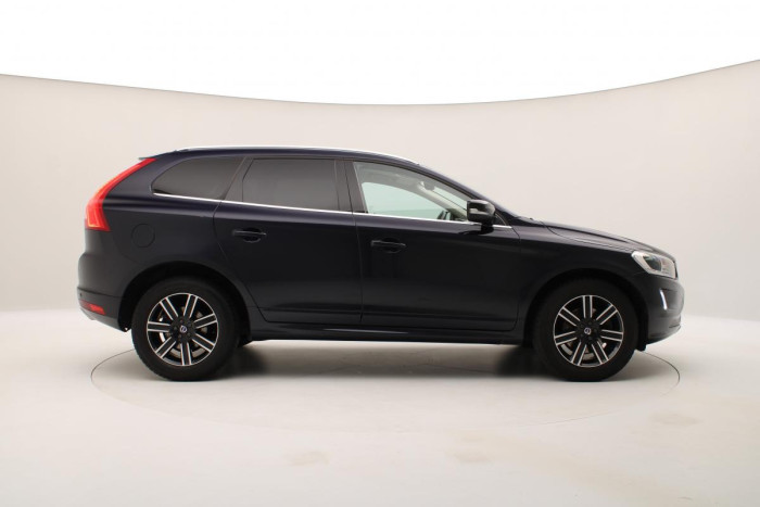 Volvo XC60 D4 AWD DYNAMIC REZERVACE 2.4 d Dynamic