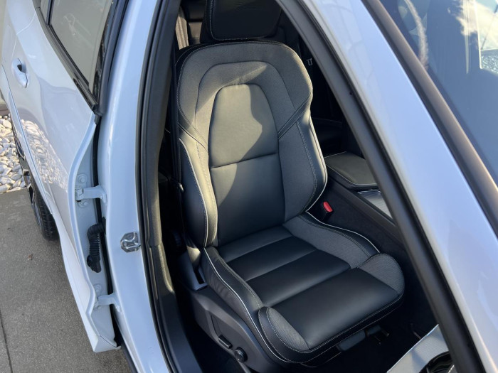 Volvo XC60 T8 AWD R-DESIGN Aut 1.maj.
