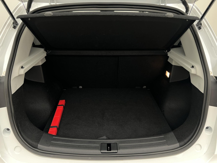 MG ZS 1.5 ESSENTIAL PLUS CZ 1.maj.